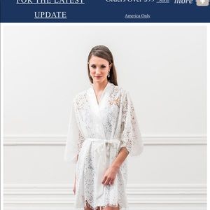 Beautiful morning of wedding robe from the knot